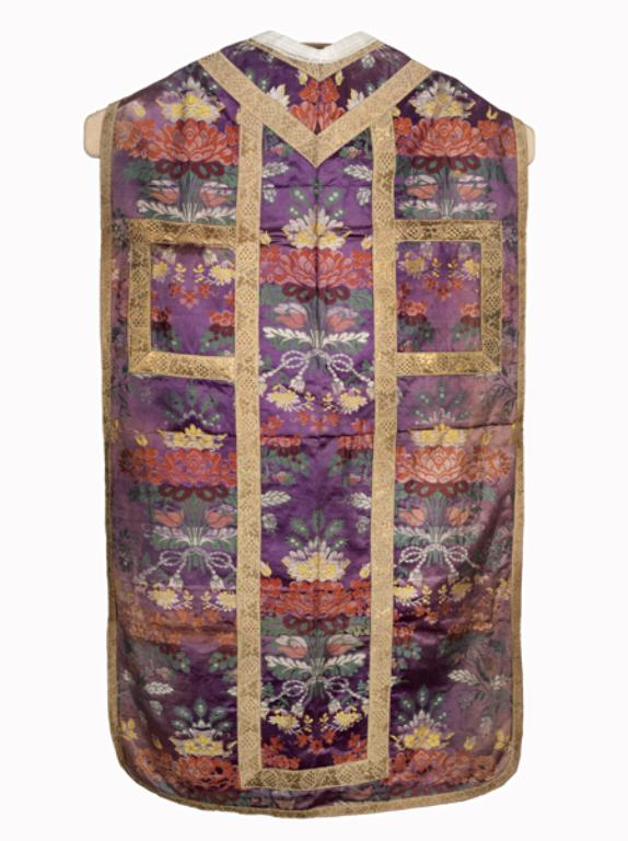 chasuble : ornement violet