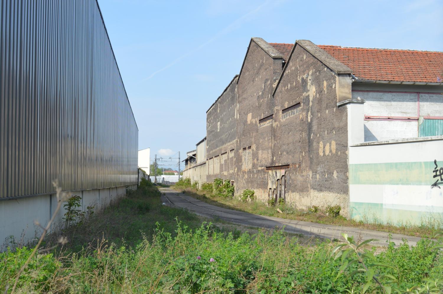 Société Française des Electrodes - Puis Société des Electrodes et Réfractaires Savoie et Carbone Savoie - Actuellement Saint-Gobain Savoie Réfractaires et Tokai Cobex Savoie