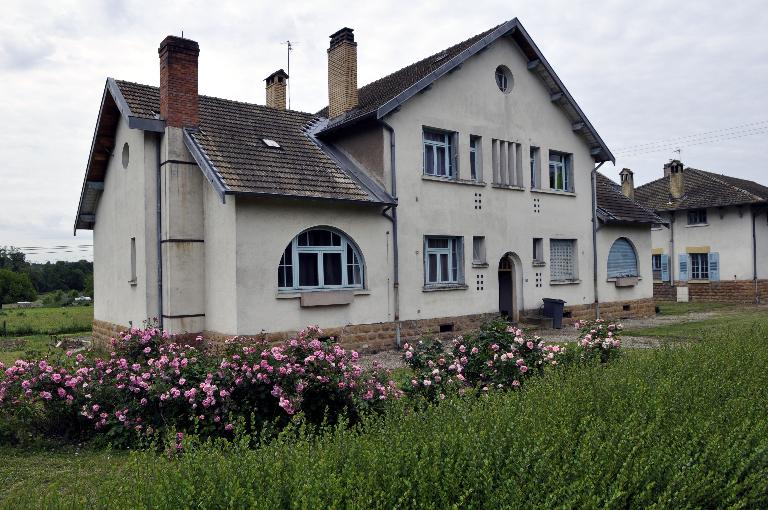 École professionnelle : école d'artisanat rural