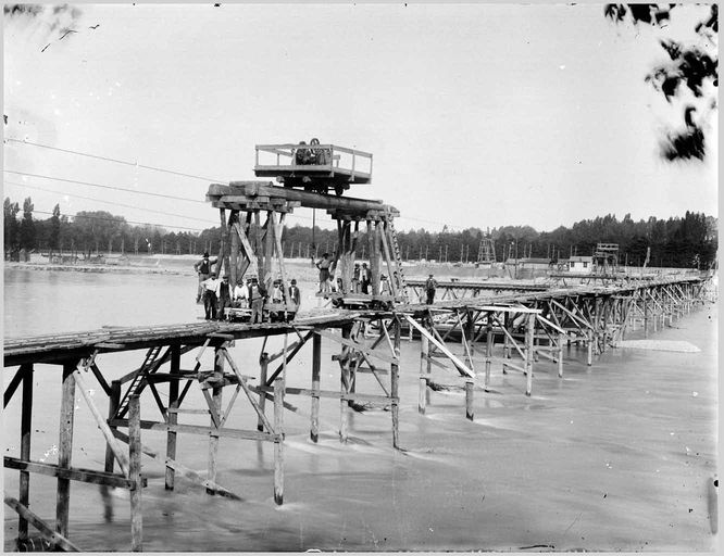 Pont routier de la Boucle, puis pont routier Winston-Churchill (détruit)