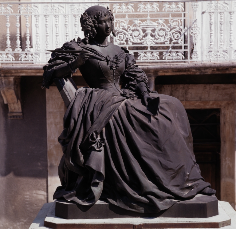 Statue grandeur nature : Marie de Rabutin-Chantal, marquise de Sévigné