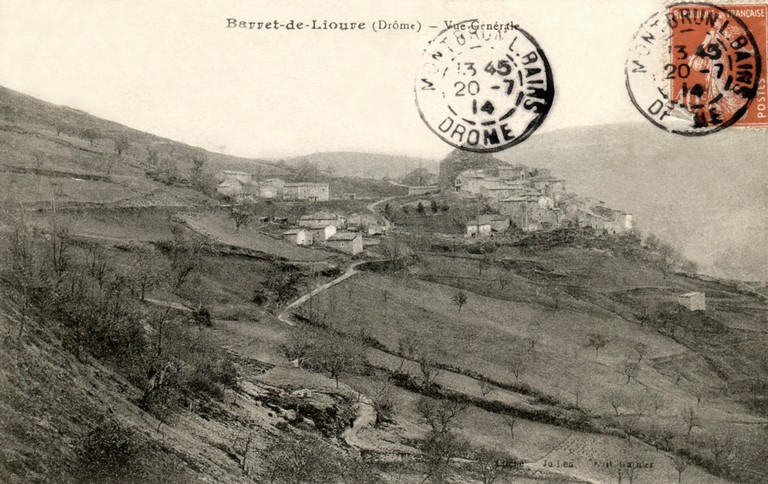 Village de Barret-de-Lioure