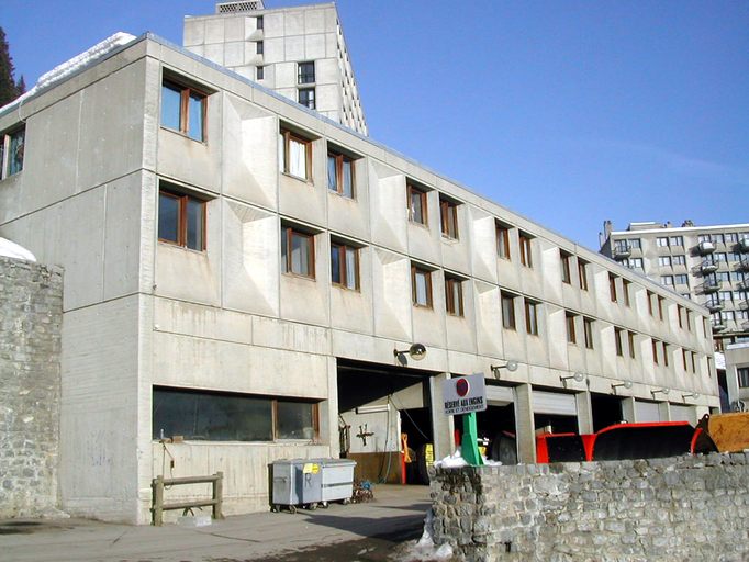 Garage, atelier, immeuble de bureaux