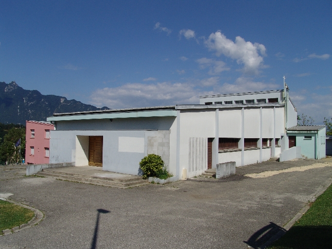 Église paroissiale Sainte-Bernadette