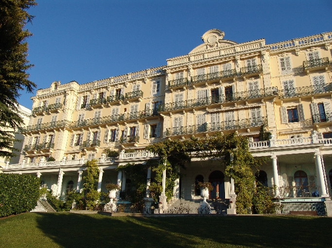 Hôtel de voyageurs, Hôtel Splendide, actuellement immeuble, dit Résidence Le Splendide