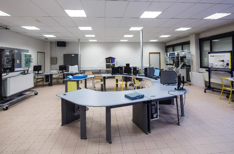 Lycée d'enseignement général et technologique Robert-Doisneau