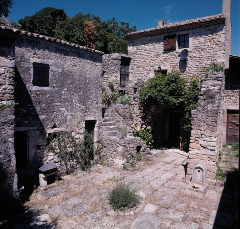 Les fermes de la commune de Chamaret