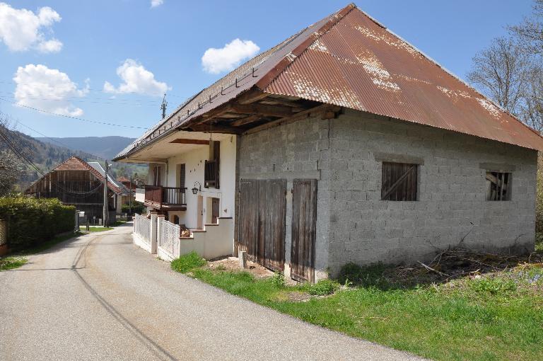 Forge Péguet actuellement logements et remise