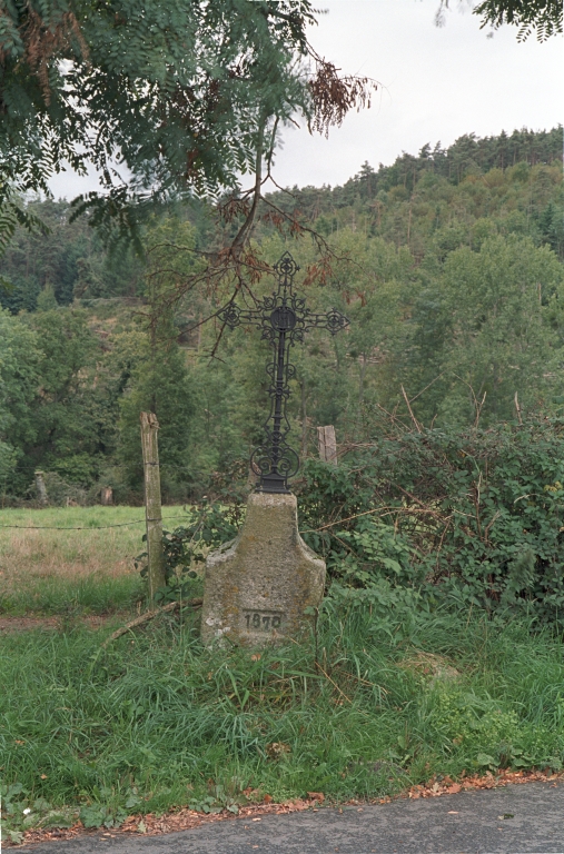 Les croix monumentales du canton de Boën et de la commune de Sail-sous-Couzan