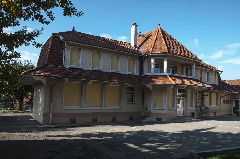 École primaire, dite école primaire de Saint-Simond