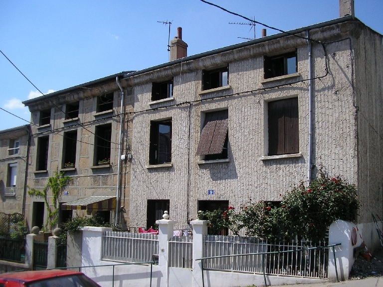 Ensemble de trois immeubles-ateliers de passementier dits fabriques