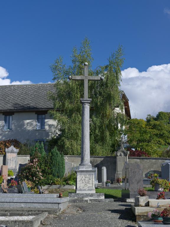 Croix de cimetière