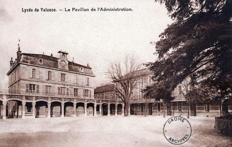 Maison, actuellement pavillon de l'administration du lycée Émile-Loubet (bâtiment A)