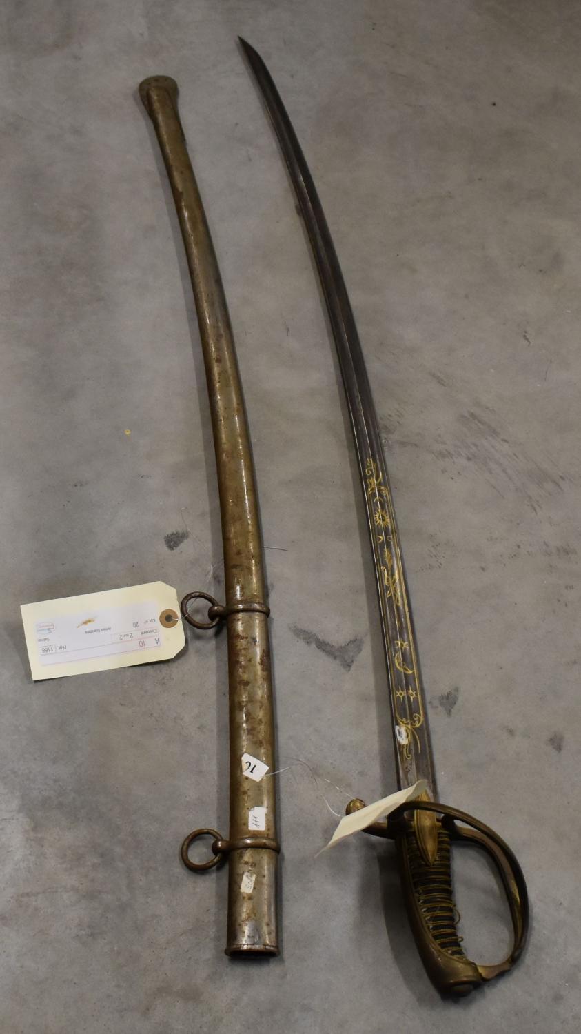 Fourreau d'un ensemble d'un sabre et son fourreau