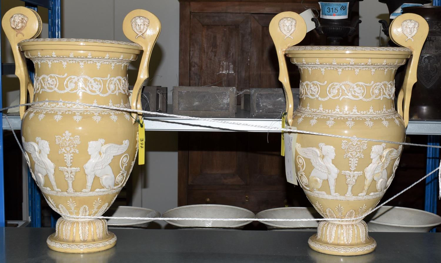 Vase décoratif n° 1