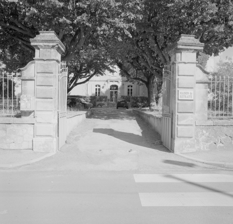 hôpital, actuellement maison de retraite