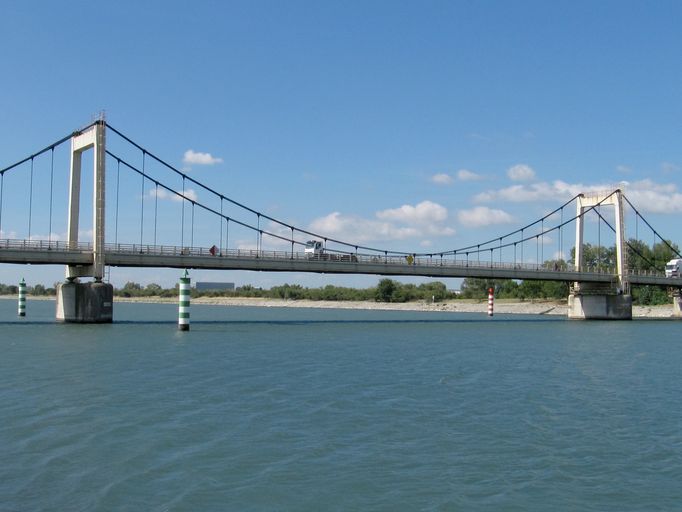 Pont routier de Saint-Paul-Trois-Châteaux