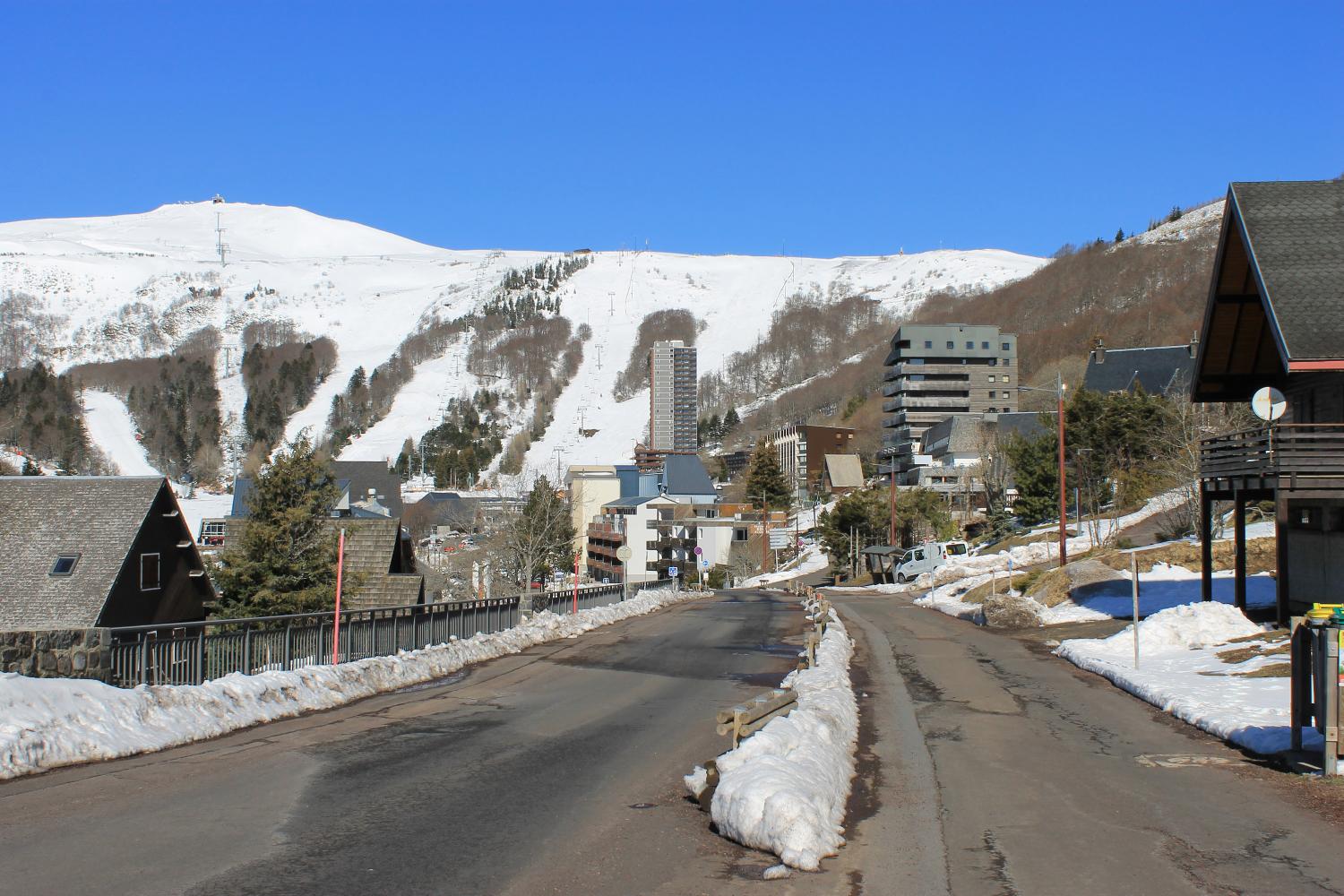 La Tour de la Biche à Super-Besse