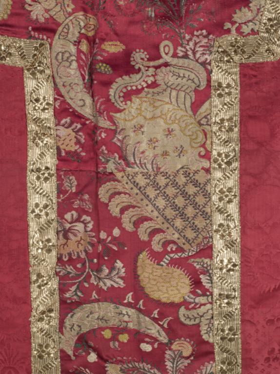 chasuble, étole, manipule : ornement rouge