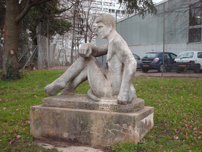 Statue : Discobole au repos