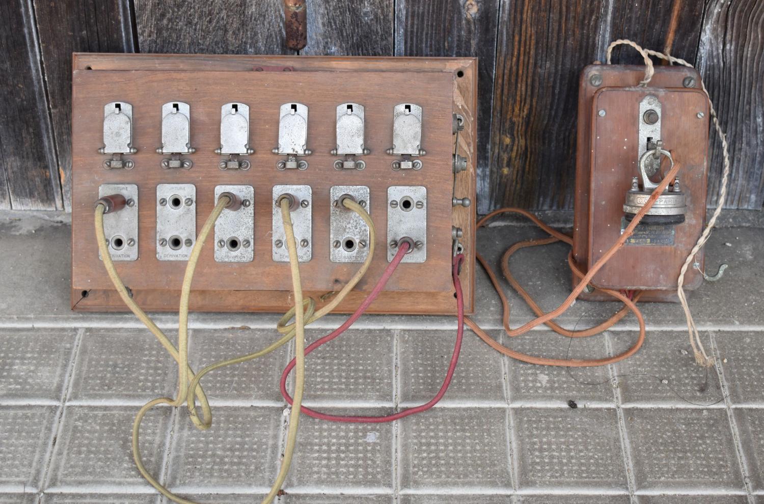 Matériel téléphonique La Séquanaise Électrique