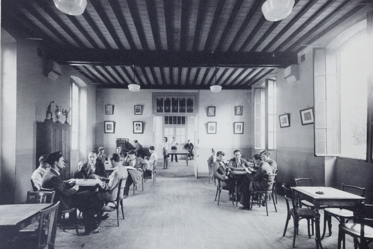 Lycée de garçons, actuellement lycée Champollion