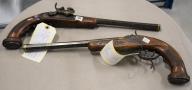 Pistolet n°2 d'une paire
