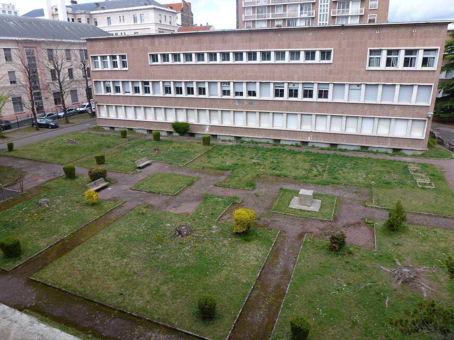 Lycée Blaise-Pascal, actuellement cité scolaire Blaise-Pascal de Clermont-Ferrand