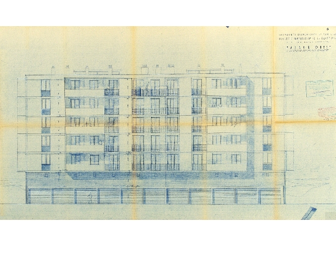 Ensemble de 2 immeubles, La Roche du Roi