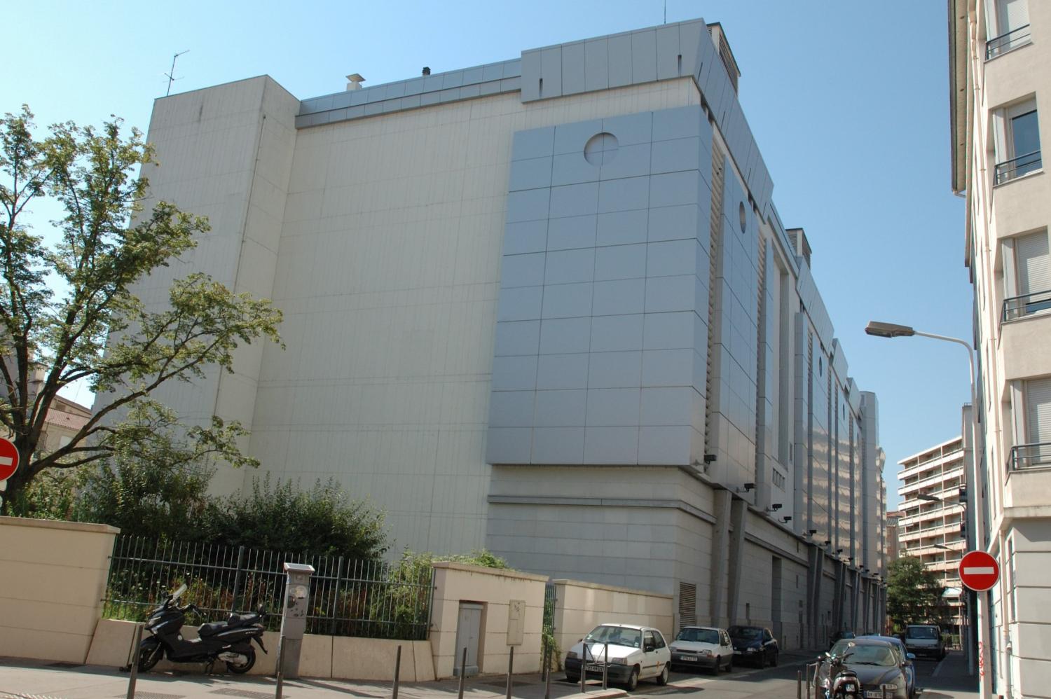 Ancienne usine à gaz de la Guillotière actuellement ERDF poste source de Saint-Amour