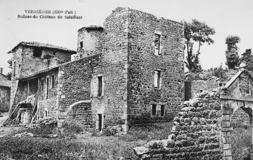 Château du Soleillant, puis petit séminaire, actuellement ferme