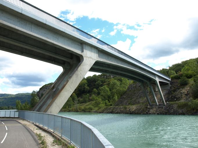 Pont routier du Lit au Roi