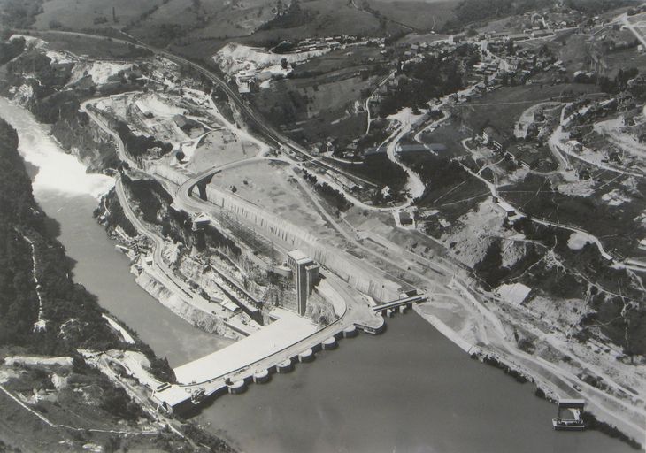 Barrage et centrale hydroélectrique de Génissiat