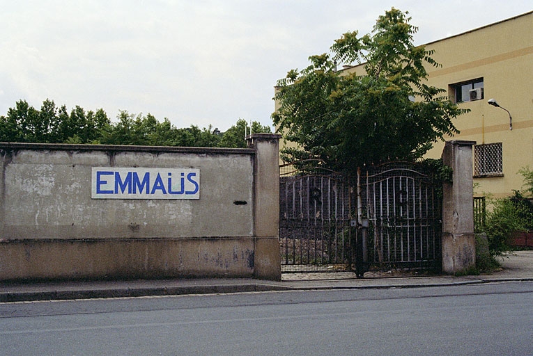 Usine de pâtes alimentaires Rivoire et Carret, puis Marché Commun du Meuble, puis Emmaüs