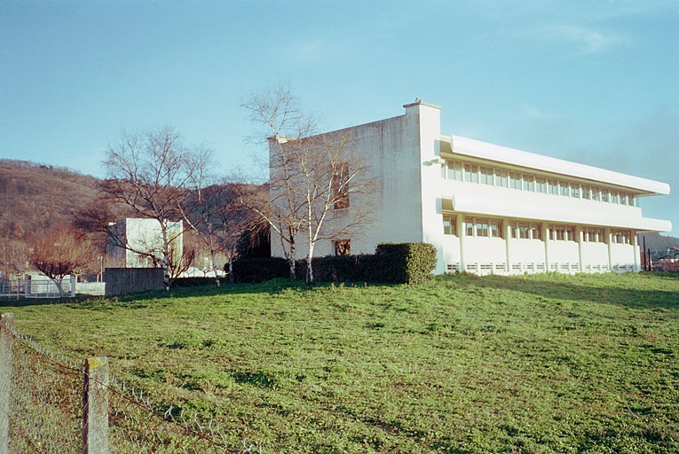 Usine de céramique dite Electro-Porcelaine, département des Etablissements Merlin-Gerin, actuellement CERALEP