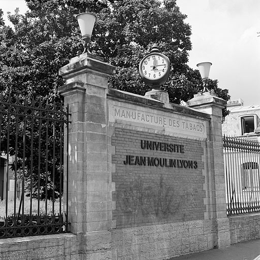 Manufacture des tabacs actuellement université Jean Moulin Lyon 3
