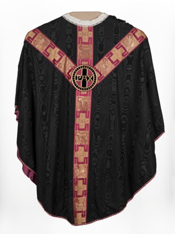 chasuble : ornement noir n°2