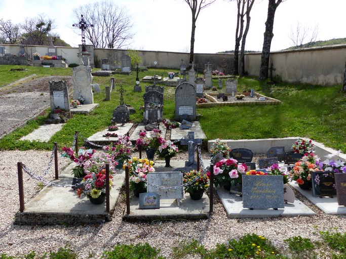 Cimetière de Barret-de-Lioure