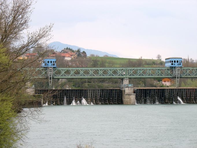 Barrage de Seyssel, centrale hydroélectrique, pont