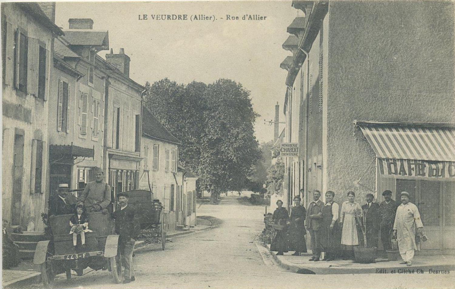 Le bourg du Veurdre