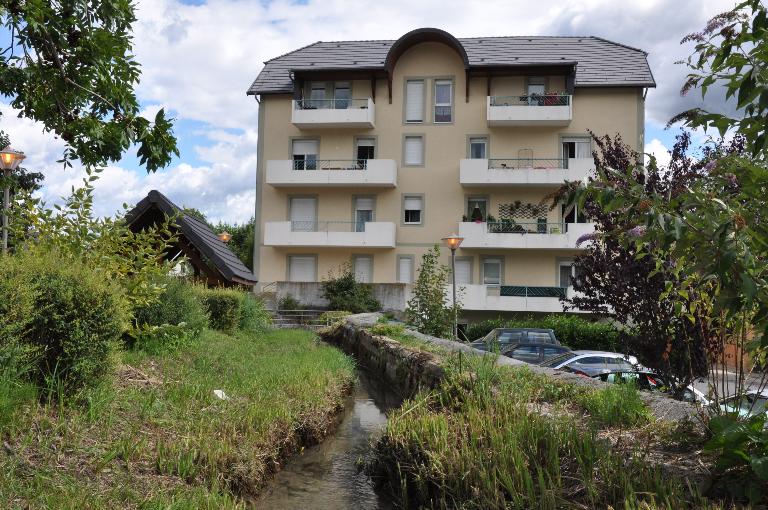 Moulin à blé Tochon puis minoterie Roux puis minoterie Carrel actuellement logement