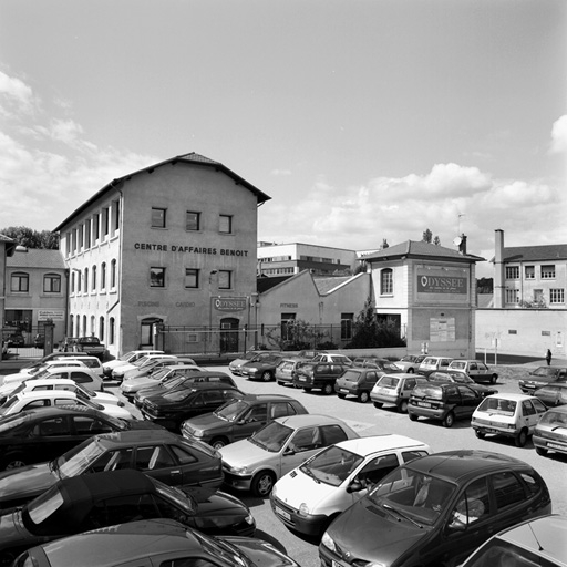 Usine de sparterie Benoît et Guillon le tapis Brosse (B.t.B.) actuellement parc d'activité Benoit, théatre du Rail et complexe sportif Odyssée sport