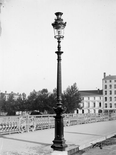 Pont Galliéni, anciennement pont du Midi