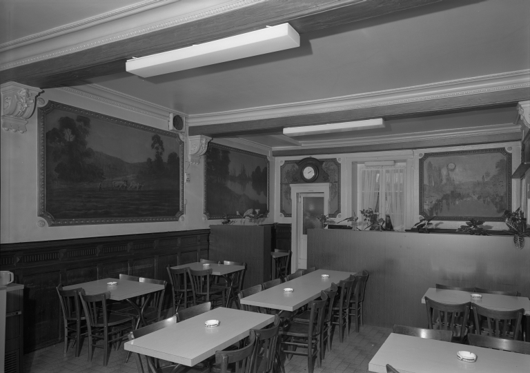 ensemble des 10 tableaux du café du palais