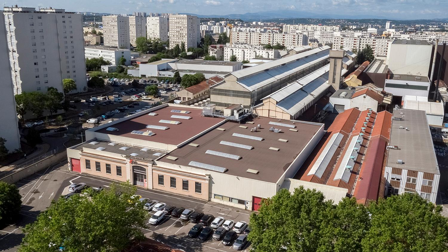 Usine de matériel électrique industriel Grammont dite Ateliers de Lyon et du Dauphiné puis le matériel électrique S.W. Schneider-Westinghouse actuellement Jeumont-Schneider Transformateurs (JST)
