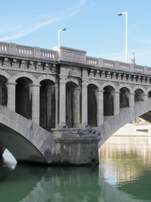 Pont de la Victoire, puis pont routier Wilson