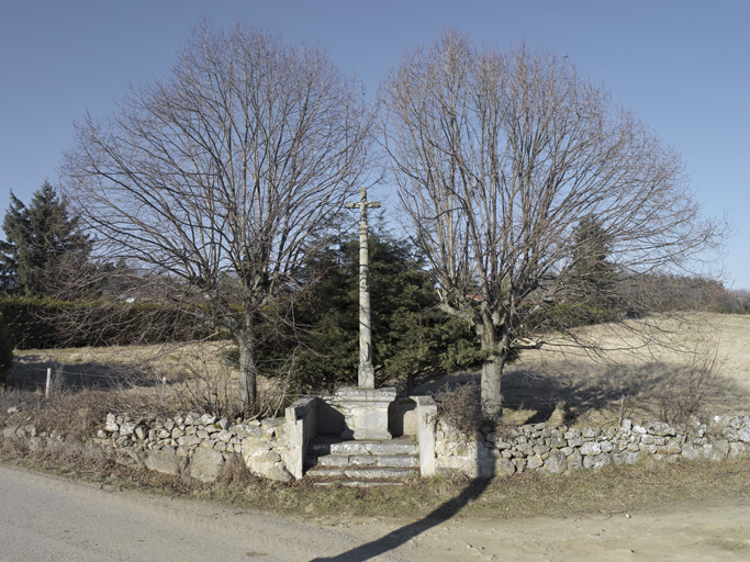 Croix monumentale