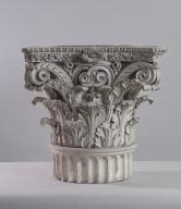 Chapiteau d'ordre corinthien du temple de Castor et Pollux