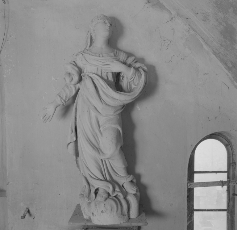 Statue de la Vierge : l'Assomption