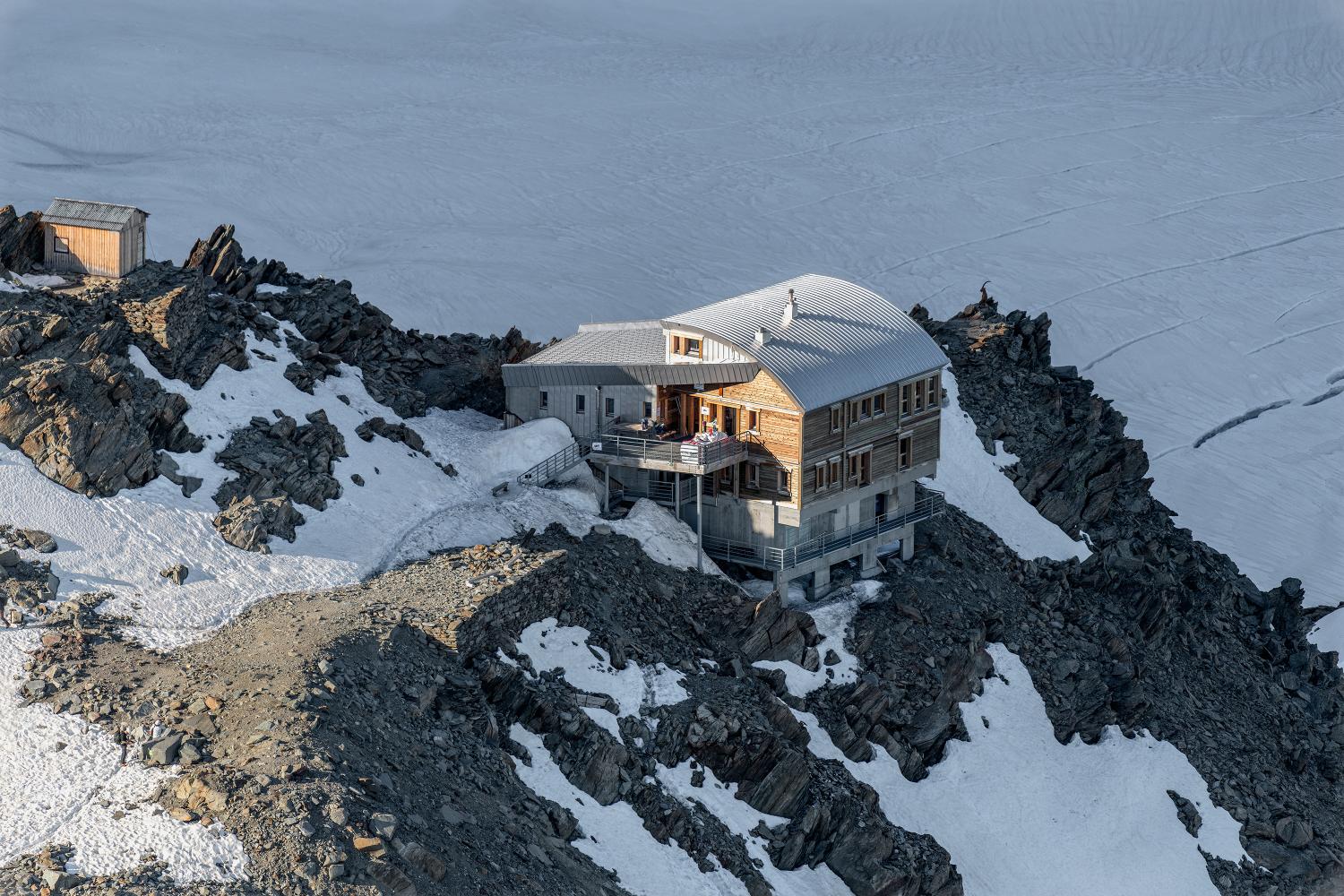 Refuge des Têtes Rousse